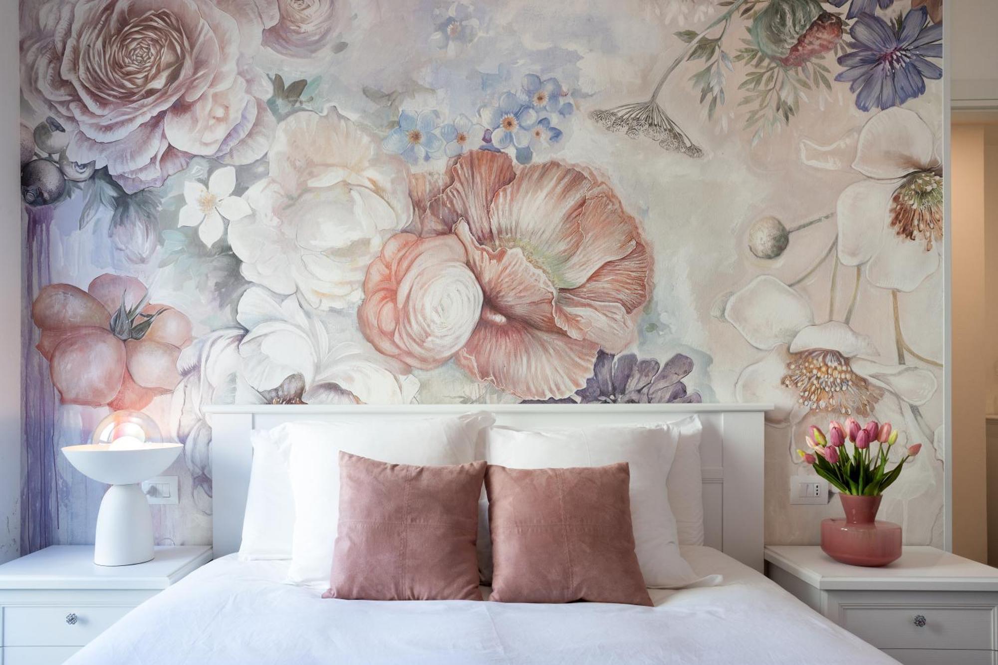 Lora Rose Suite ,Free Parking, Self Check In,2 Комо Екстер'єр фото